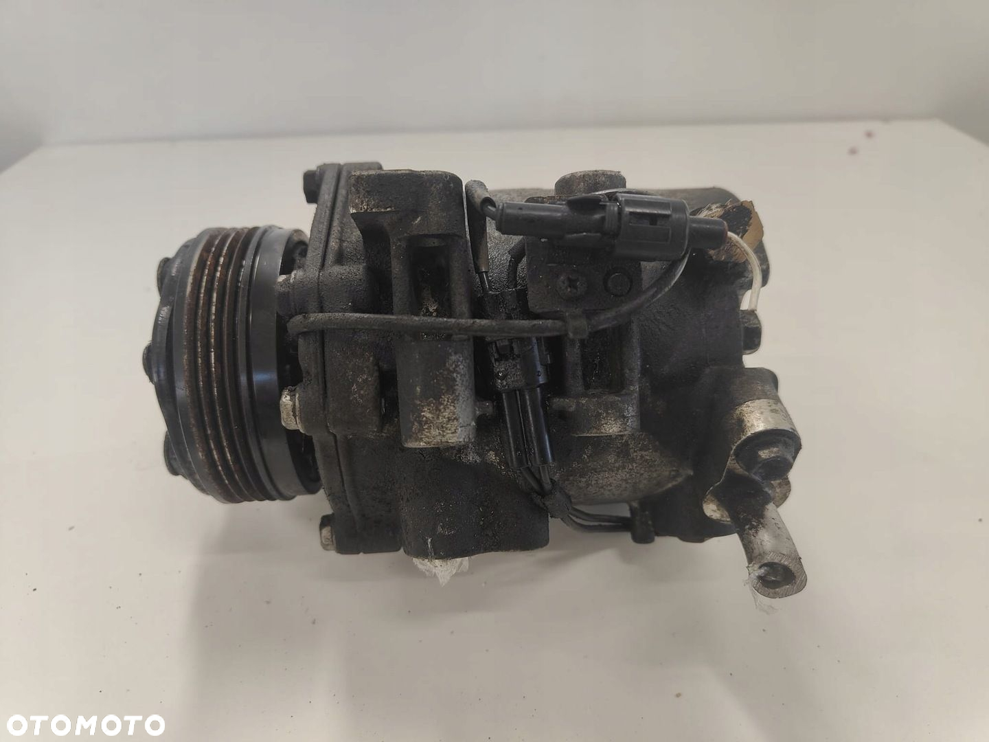 Suzuki swift 1.3 benzyna 95200-62JA0 SPRĘŻARKA KLIMATYZACJI - 2