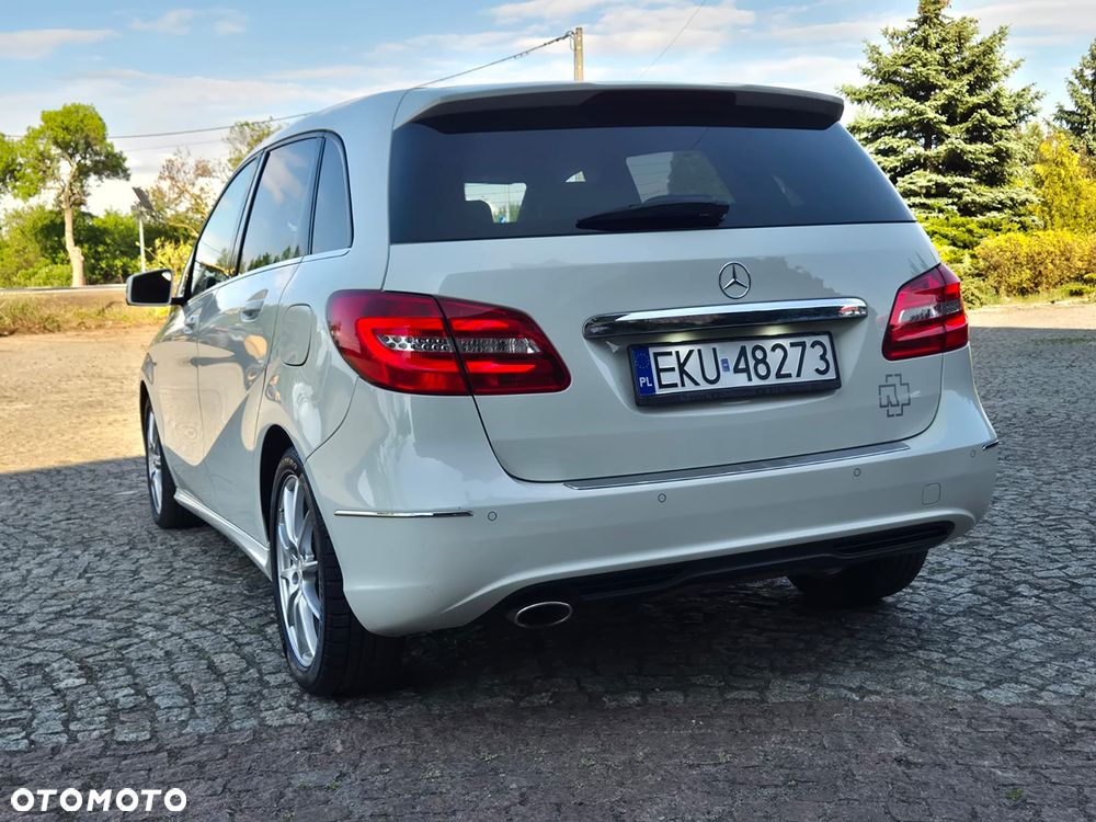 Mercedes-Benz Klasa B 180 CDI (BlueEFFICIENCY) - 10