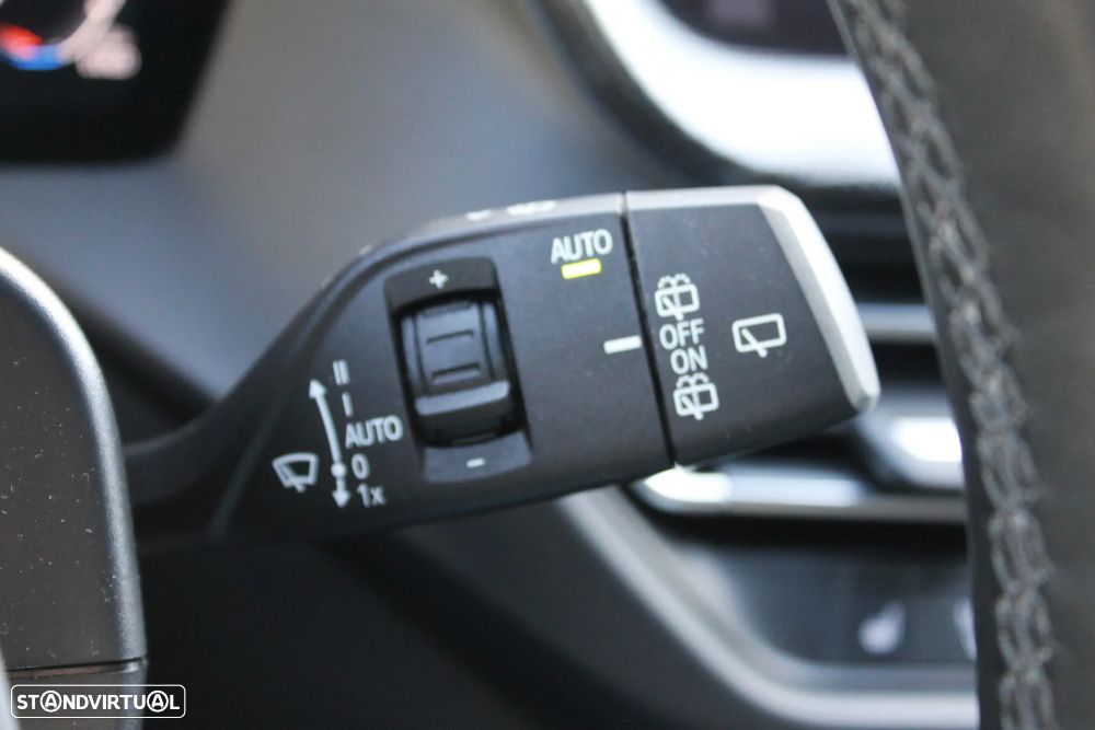 BMW M135i xDrive - 35