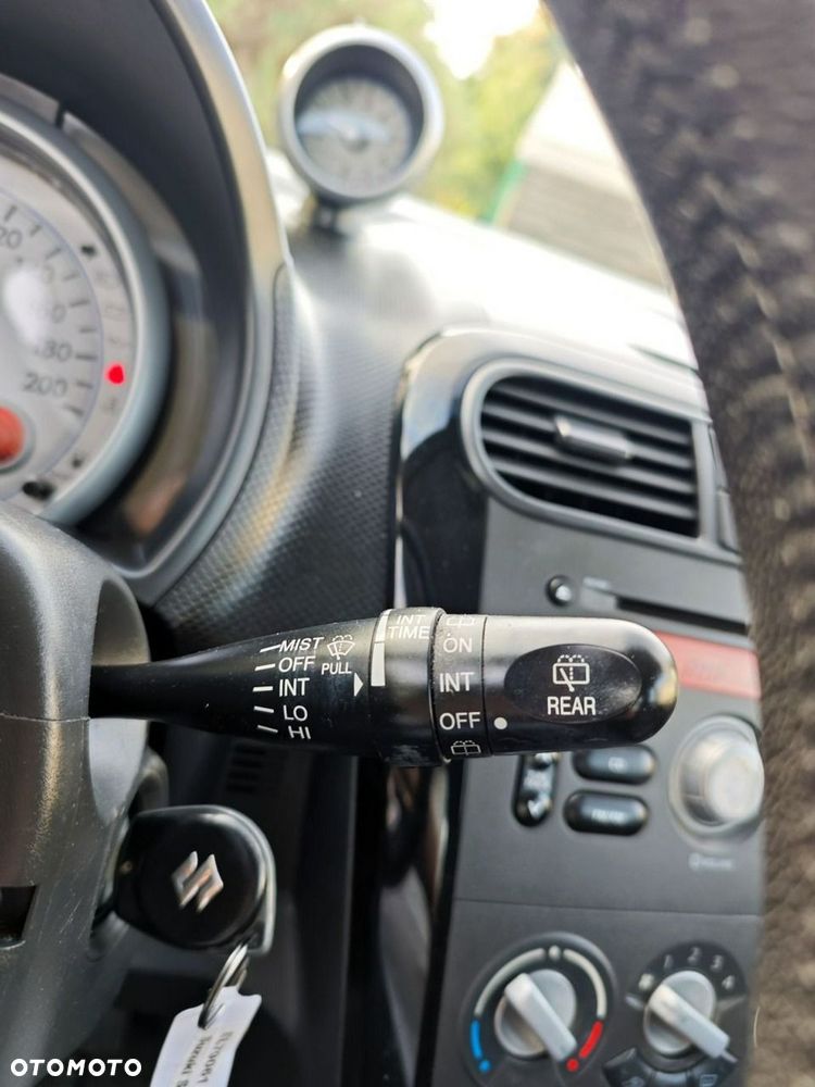 Suzuki Splash - 20