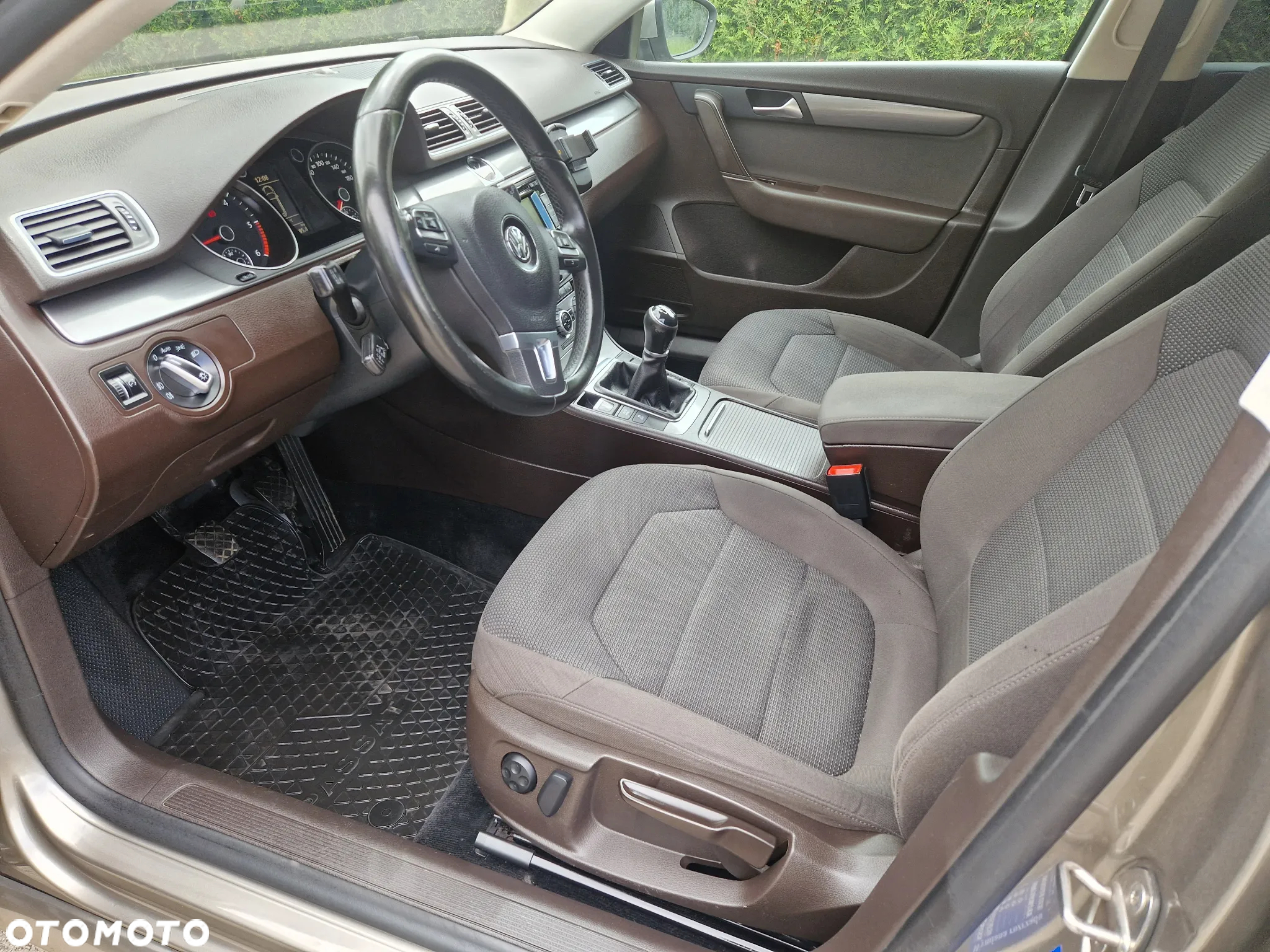 Volkswagen Passat 2.0 TDI Edition 40 - 11