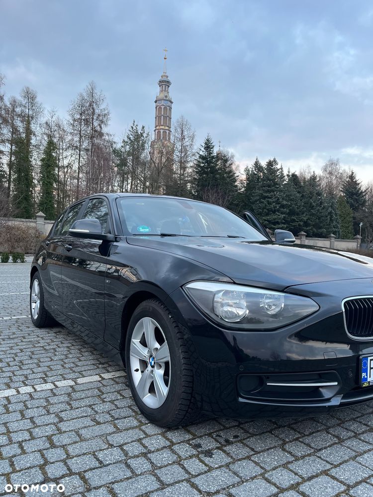 BMW Seria 1 116d Sport Line - 2