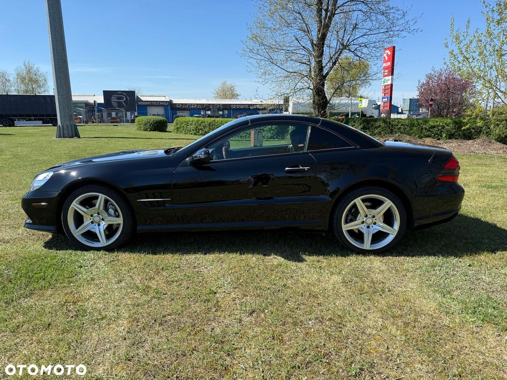 Mercedes-Benz SL - 13