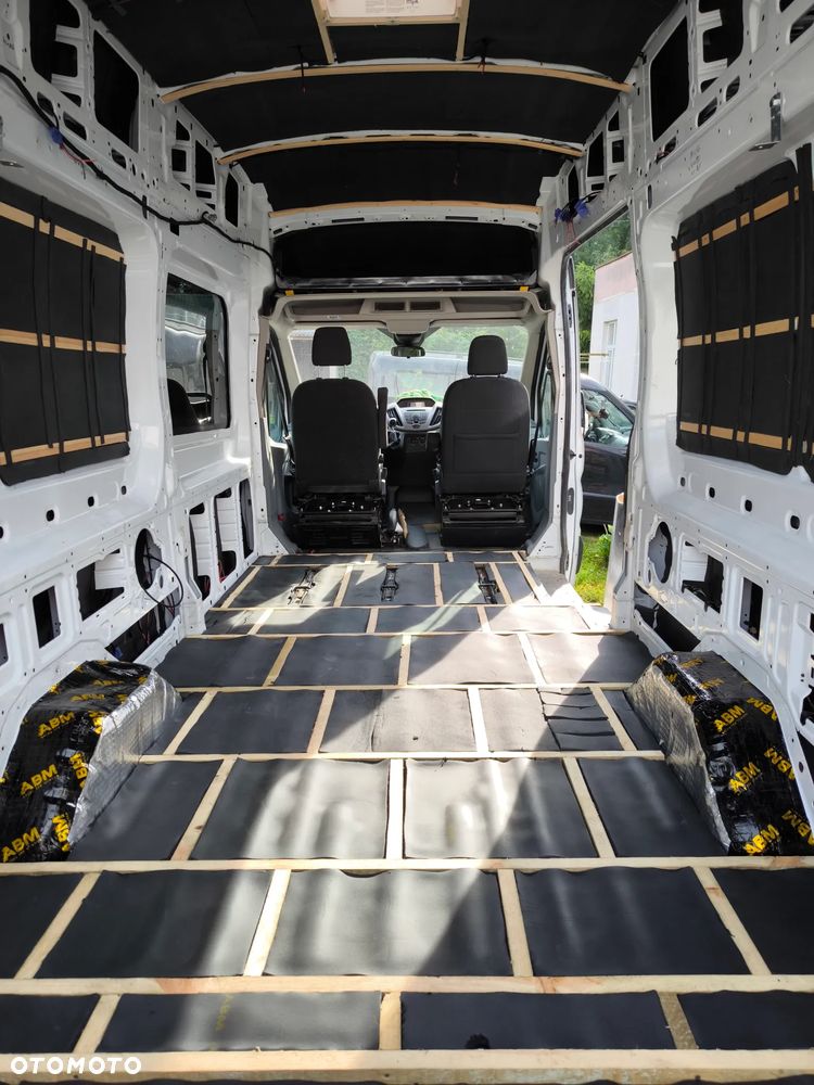 Ford Transit - 33