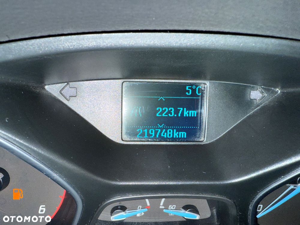 Ford Focus SW 1.6 TDCi DPF Champions Edition - 20