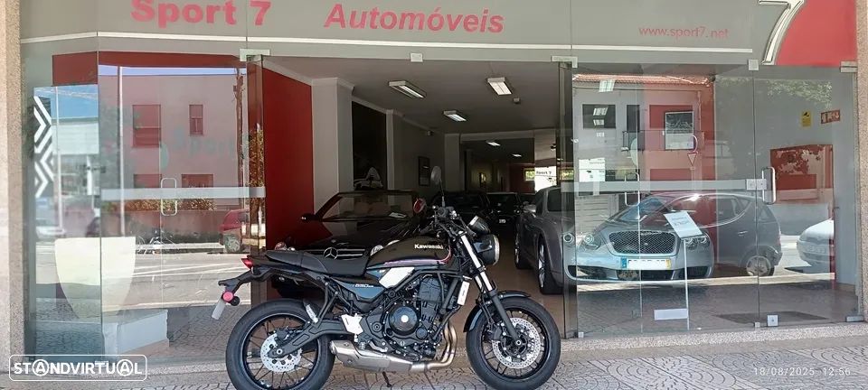 Kawasaki Z 650 RS - APENAS 35 Kms - 2