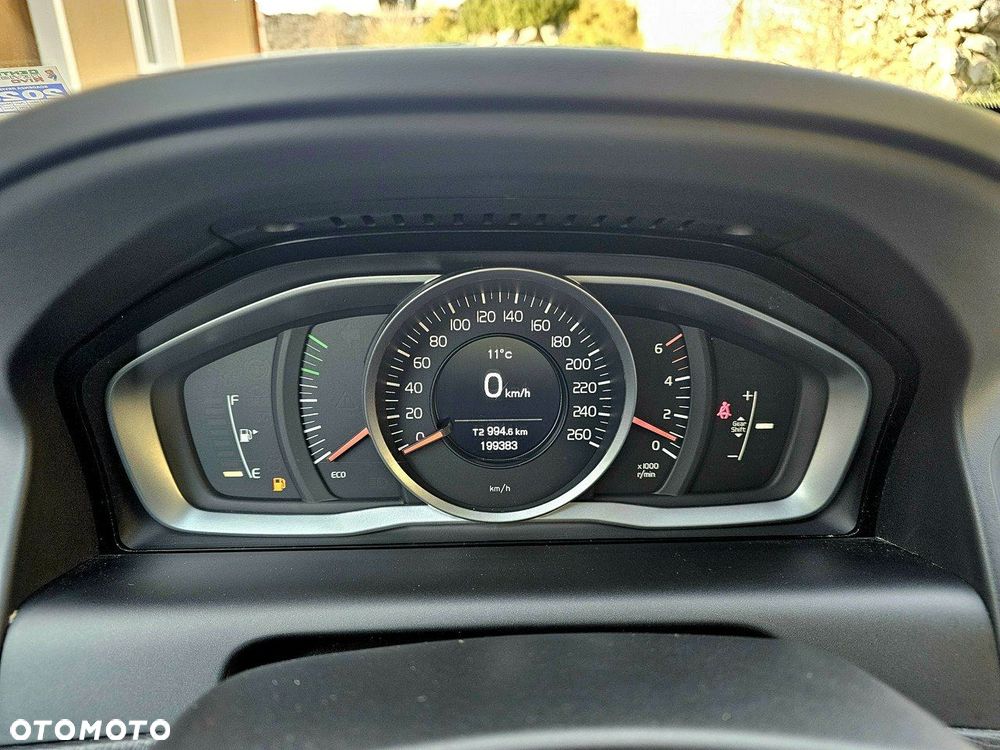 Volvo XC 60 - 16