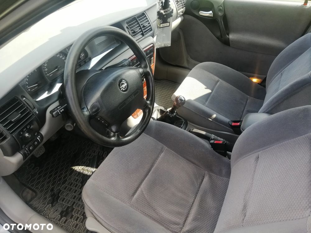 Opel Vectra 1.6 - 2