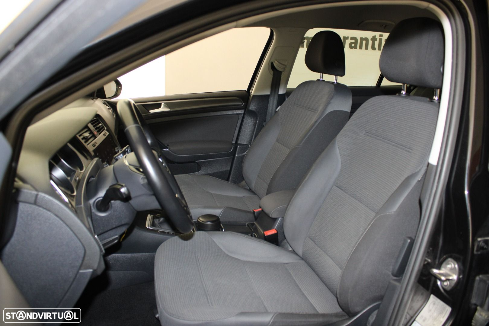 VW Golf Variant 1.6 TDi Confortline - 9