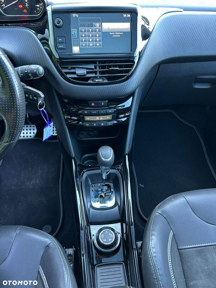 Peugeot 2008 - 11