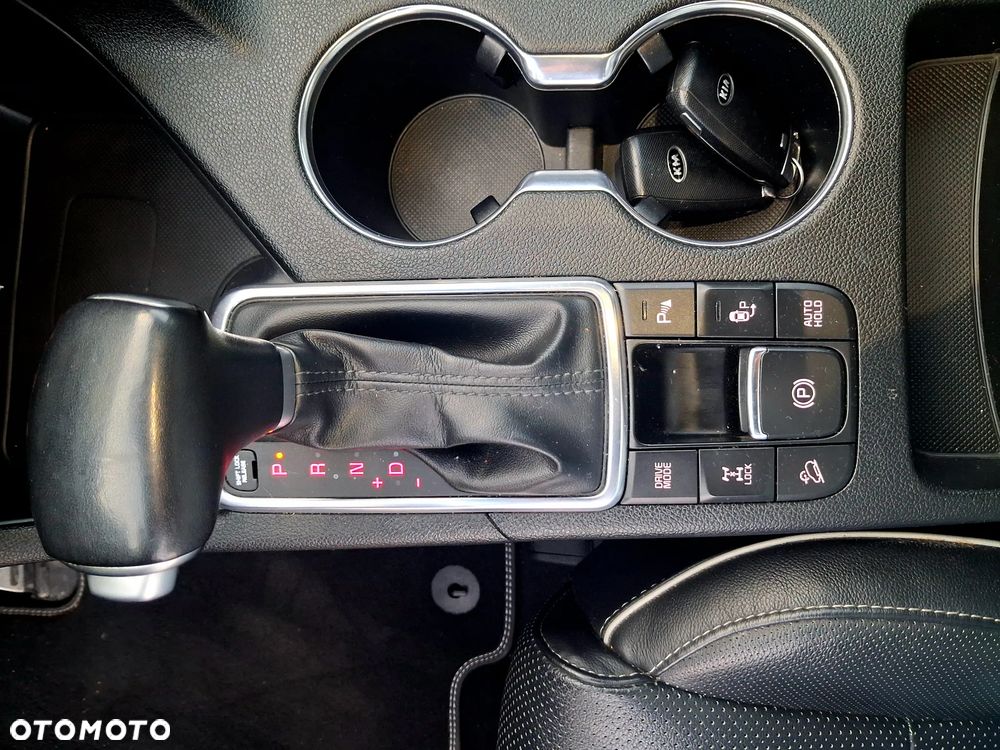 Kia Sportage 1.6 T-GDI AWD DCT GT LINE - 30