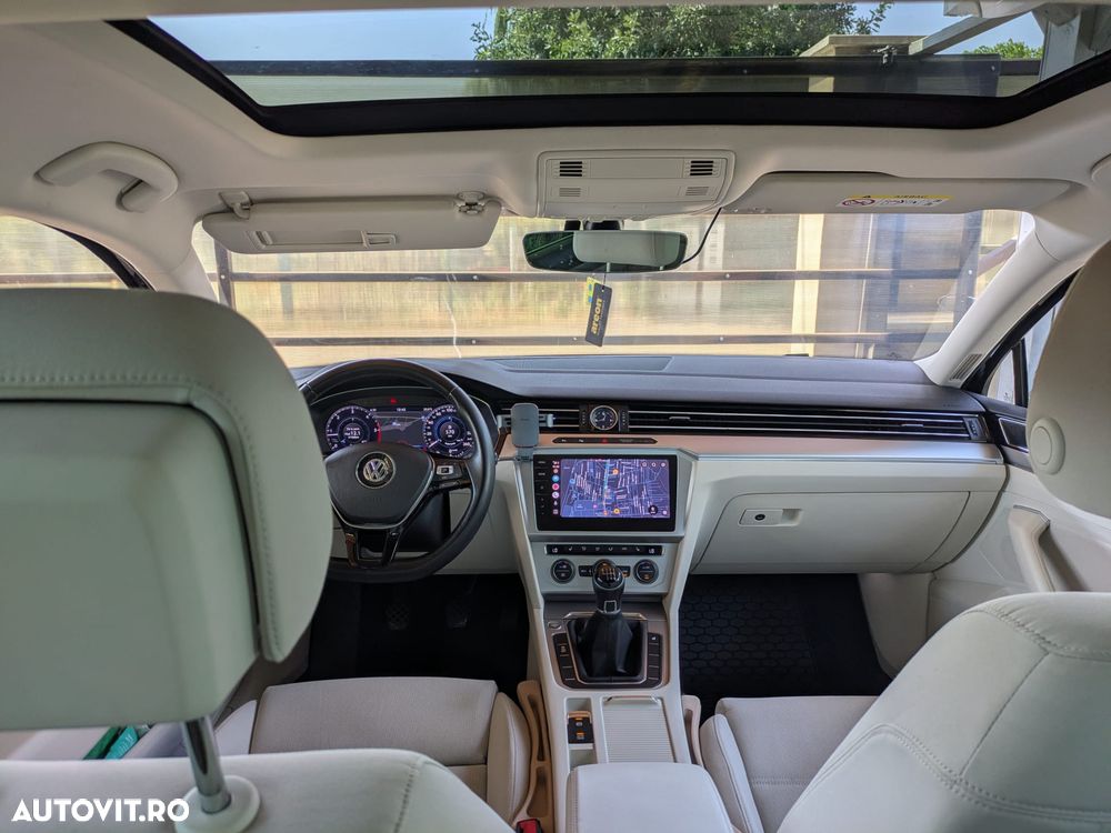 Volkswagen Passat 2.0 TDI R Executive - 5