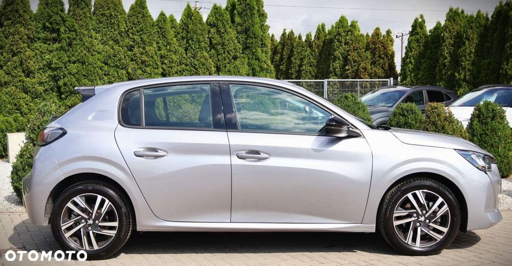 Peugeot 208 - 9