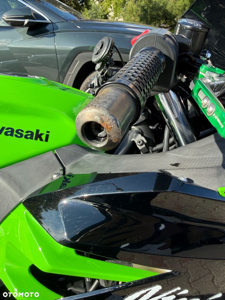 Kawasaki Ninja 400 - 21