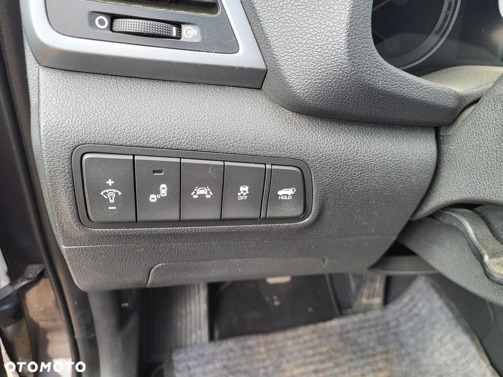 Hyundai Tucson 2.0 CRDi 4WD Passion - 37