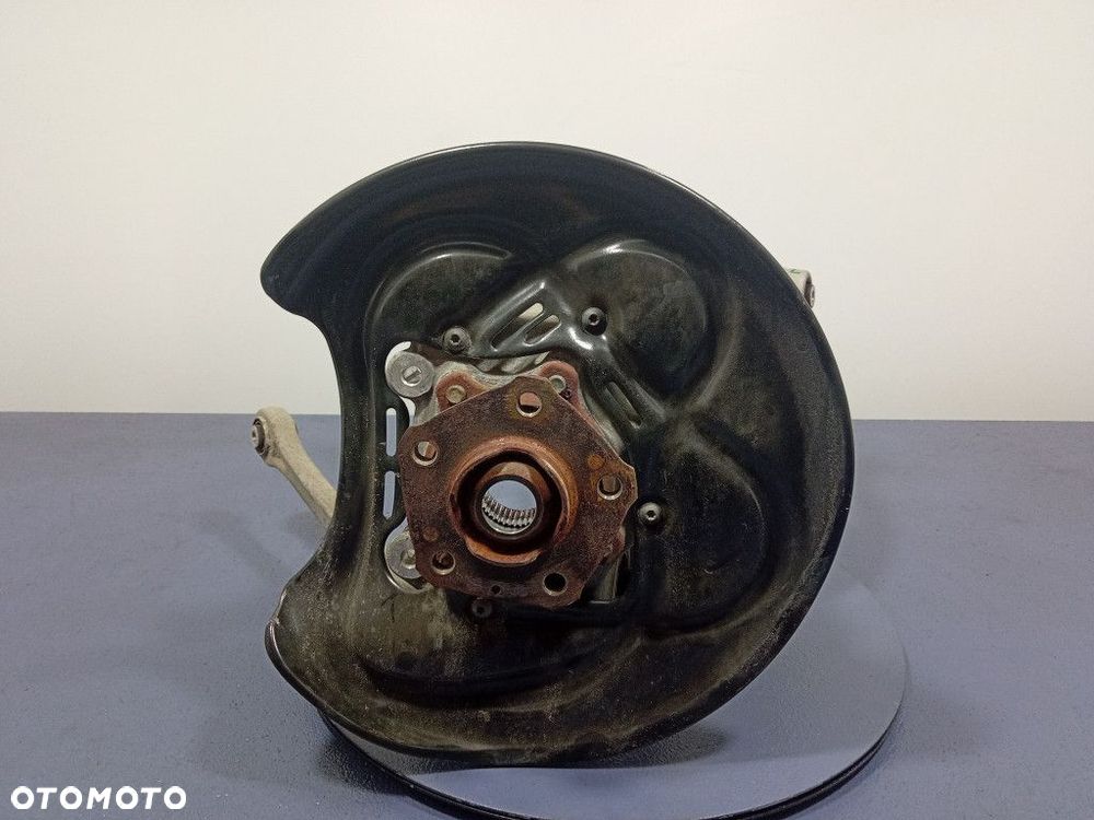 AUDI Q8 RSQ8 4M8 Q7 4M ZWROTNICA TYŁ LEWA PIASTA 4M0505431AF - 1