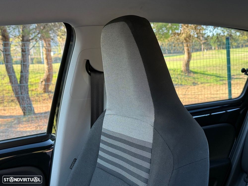 VW Up! 1.0 BMT Move - 46