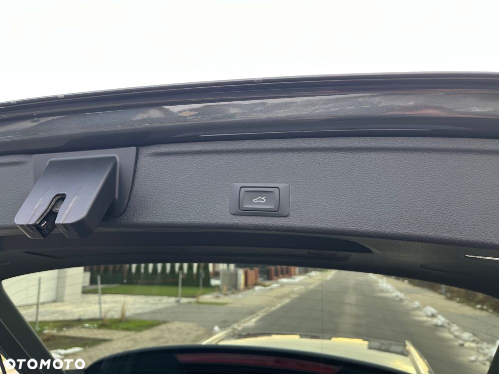 Audi A4 Avant 2.0 TDI S tronic - 22