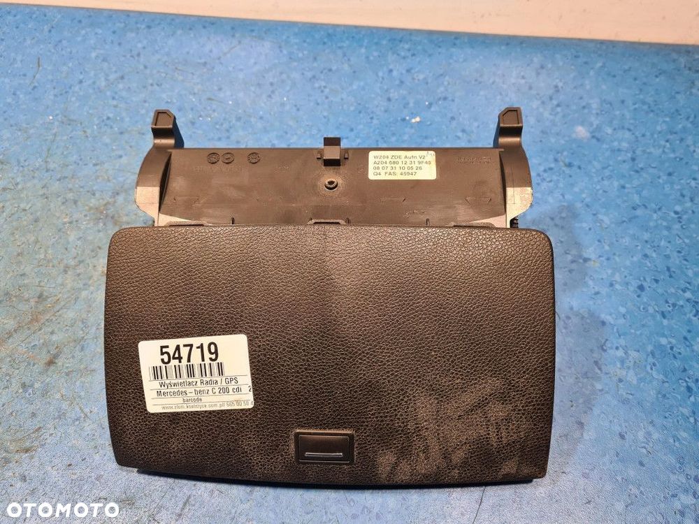 MERCEDES-BENZ W204 C 200 CDI WYŚWIETLACZ RADIA / GPS A20468012319F45 - 1