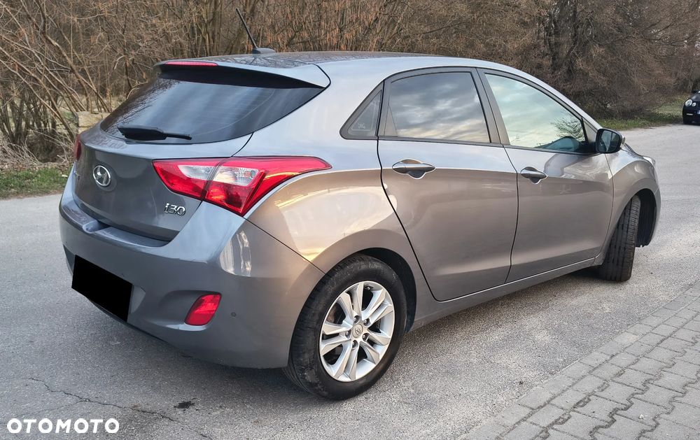 Hyundai i30 1.6 GDI Premium - 6