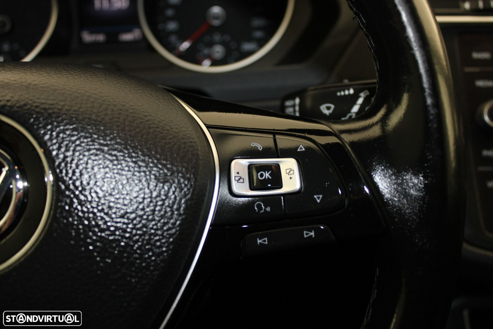 VW Tiguan 1.6 TDI Confortline - 13