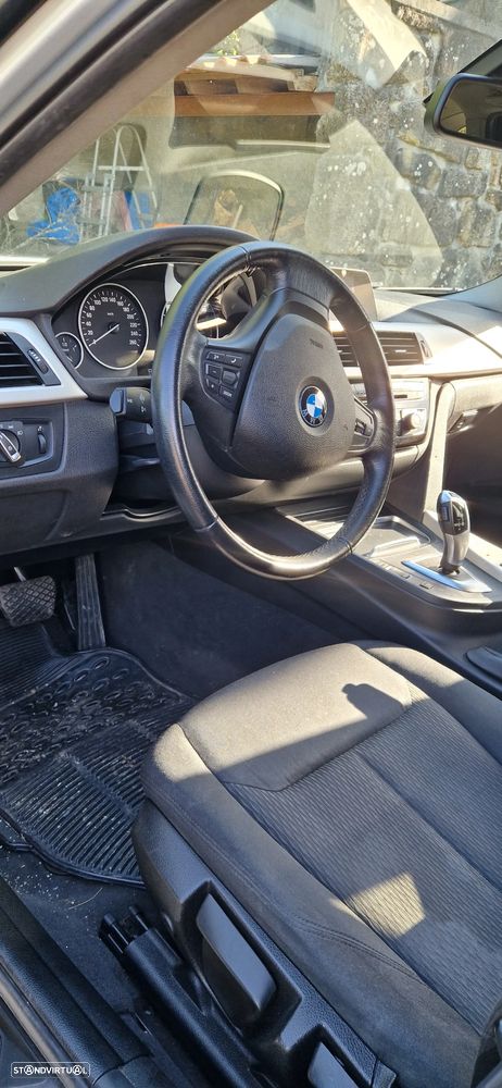 BMW 318 d Aut. Advantage - 21