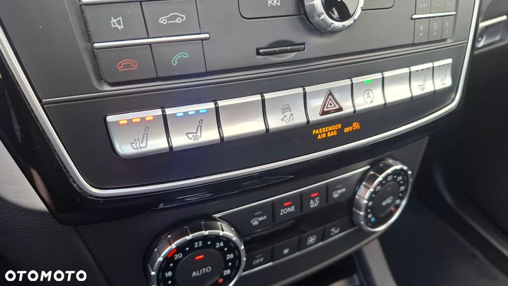 Mercedes-Benz GLE - 28