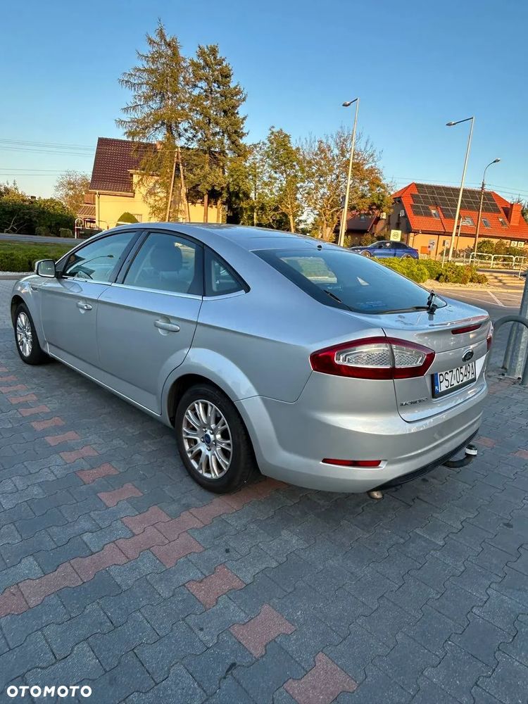 Ford Mondeo 2.0 TDCi Ambiente - 3