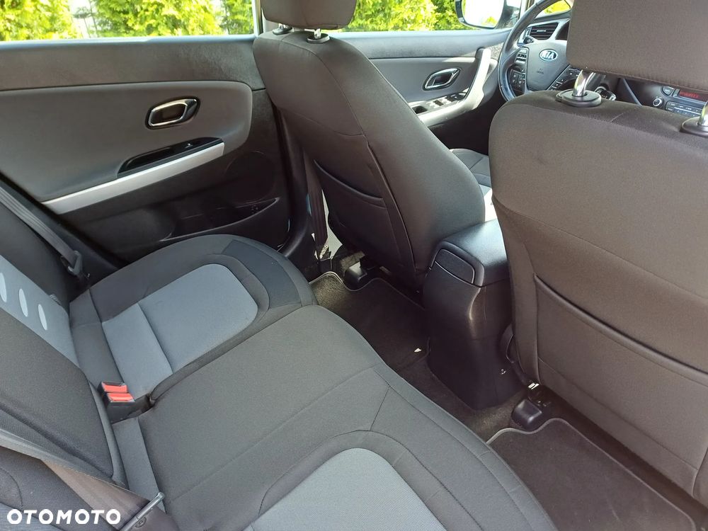 Kia Ceed 1.6 CRDi 128 Dream Team Edition - 9