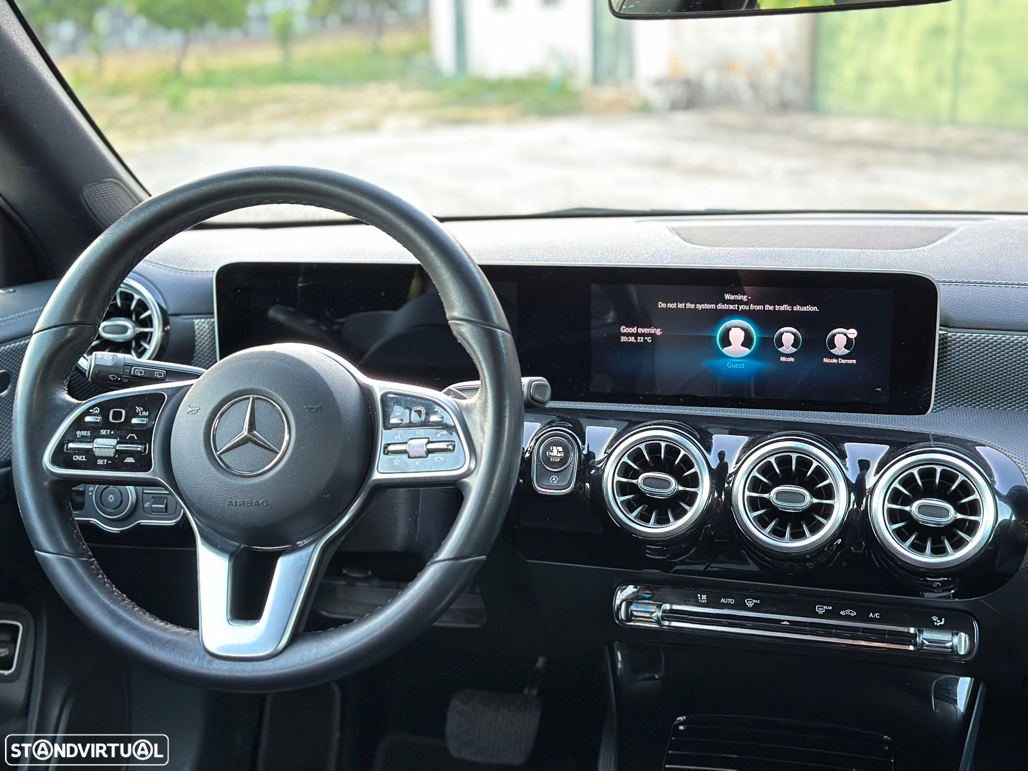 Mercedes-Benz CLA 180 d Shooting Brake 7G-DCT Progressive - 38