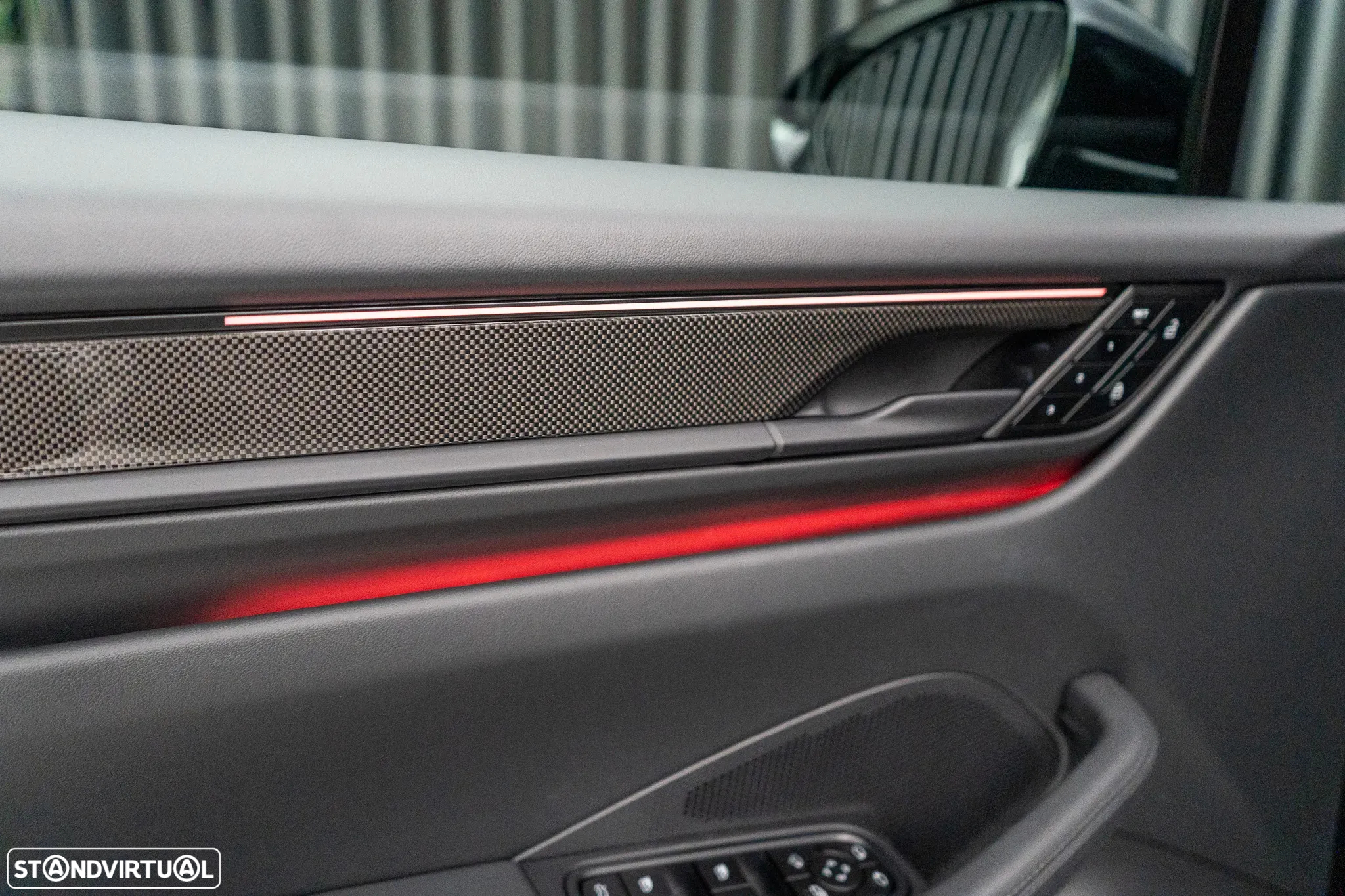 Porsche Macan Electric Turbo - 23