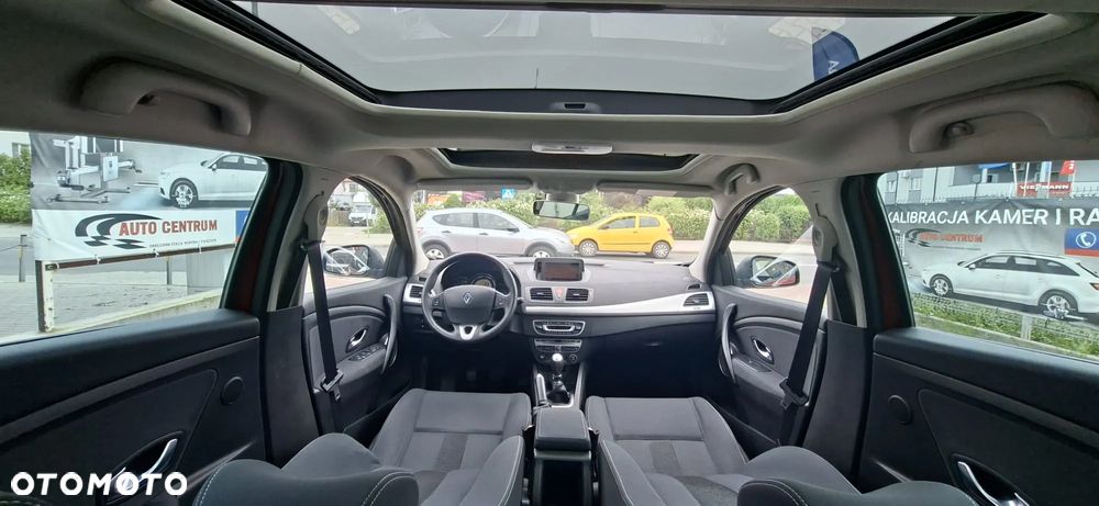 Renault Megane TCe 180 GT - 9