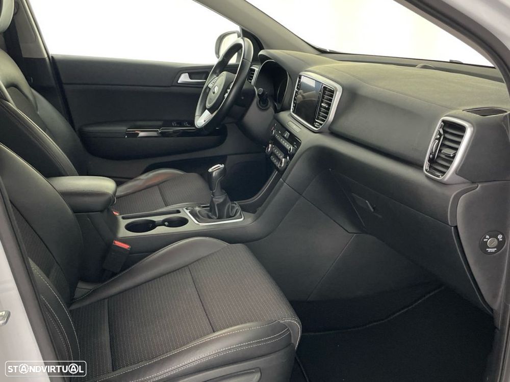 Kia Sportage 1.6 CRDI ISG MHEV GT Line — fotografia 21