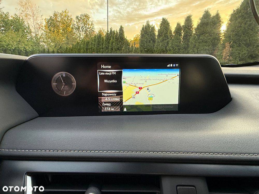 Lexus UX 250h Elegance 2WD - 6