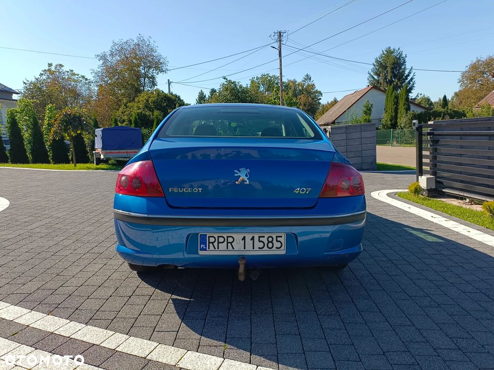Peugeot 407 - 9