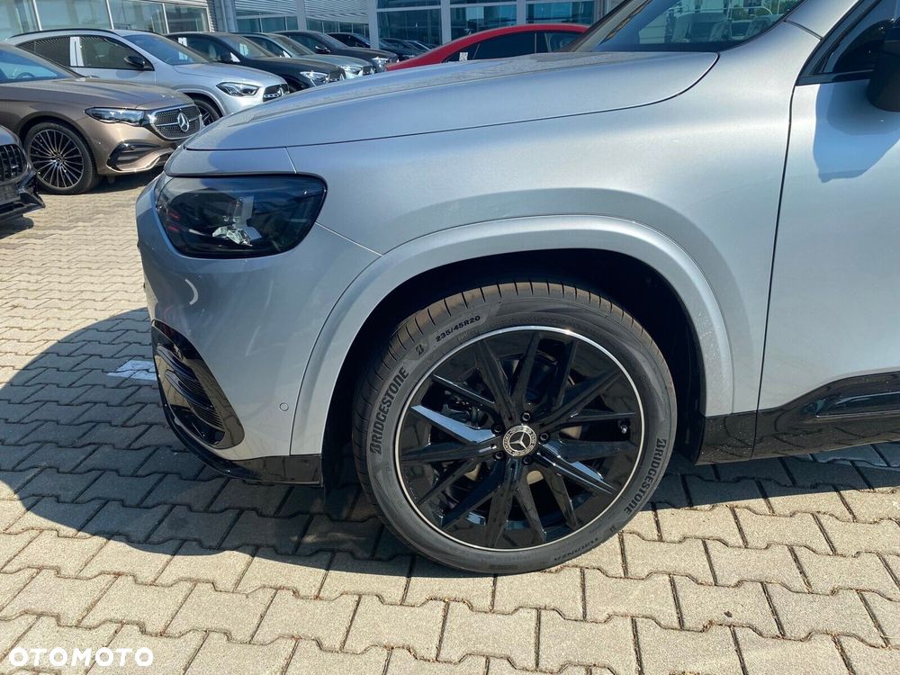 Mercedes-Benz GLB - 7