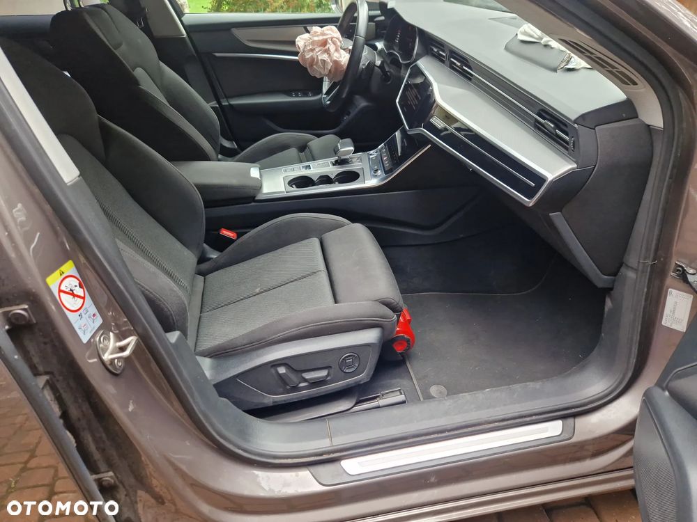 Audi A6 - 12