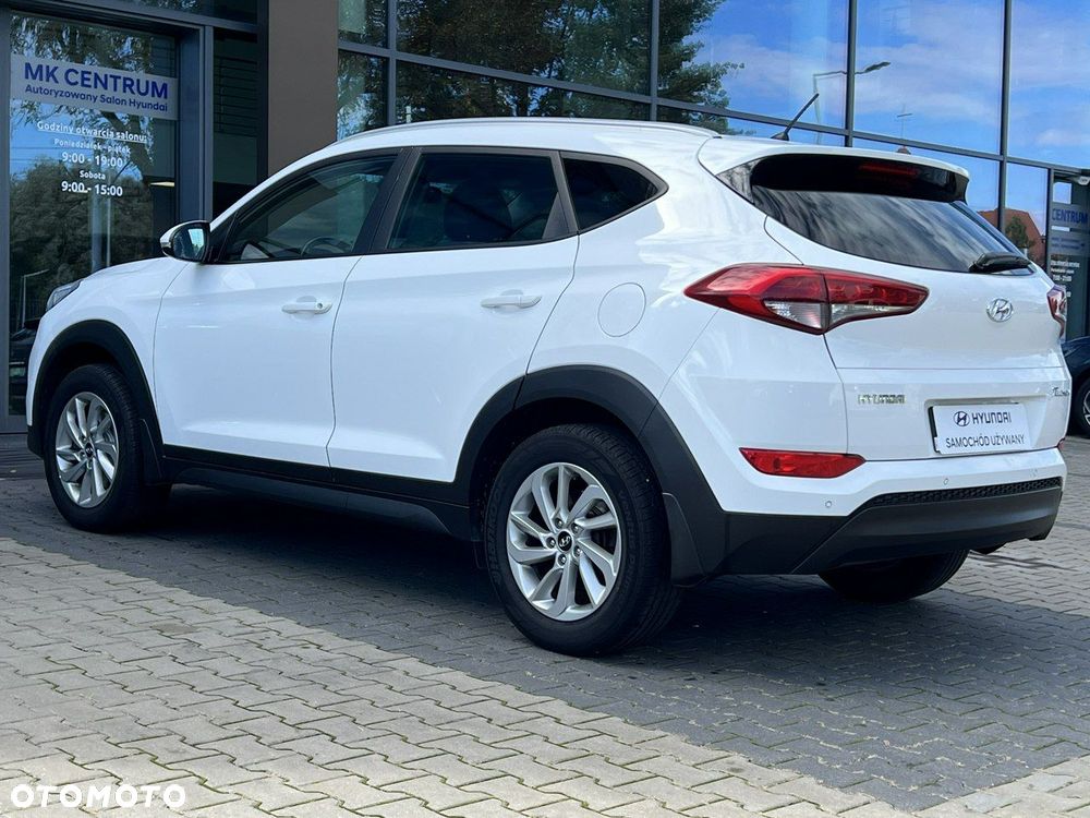 Hyundai Tucson - 4