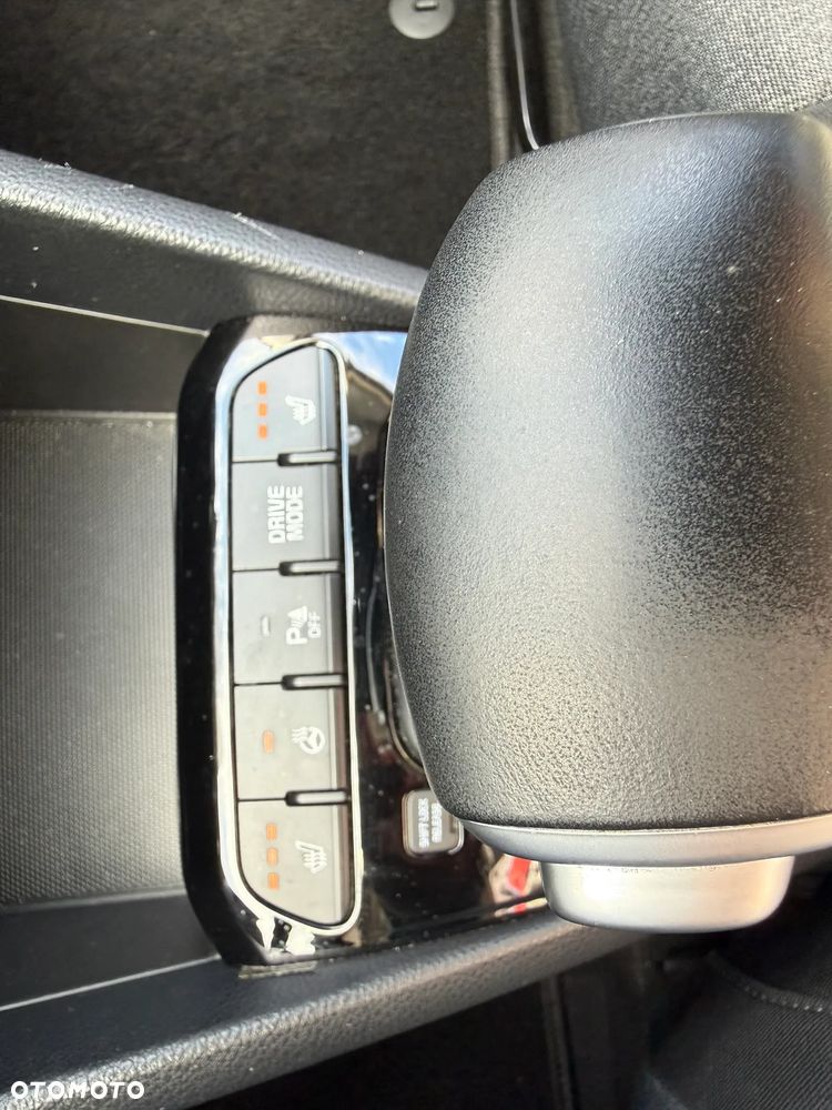 Kia Stonic 1.0 T-GDI L DCT - 22