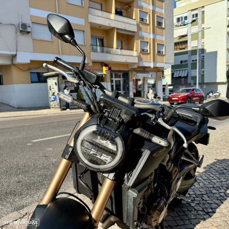 Honda CB 650 RA - 29