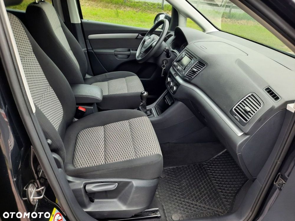 Volkswagen Sharan - 26