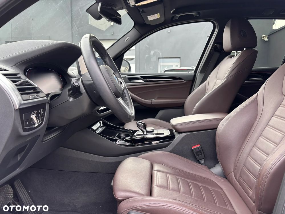 BMW X3 xDrive30i - 9