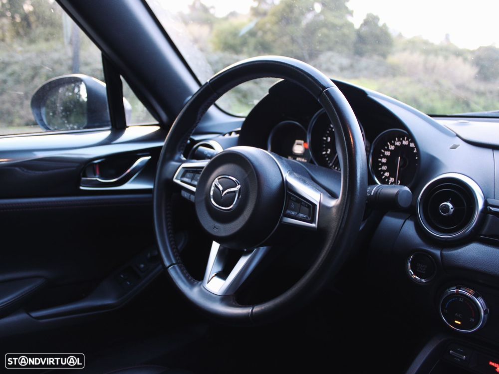 Mazda MX-5 MZR 2.0 RF Sky.Excell. Navi AT - 10
