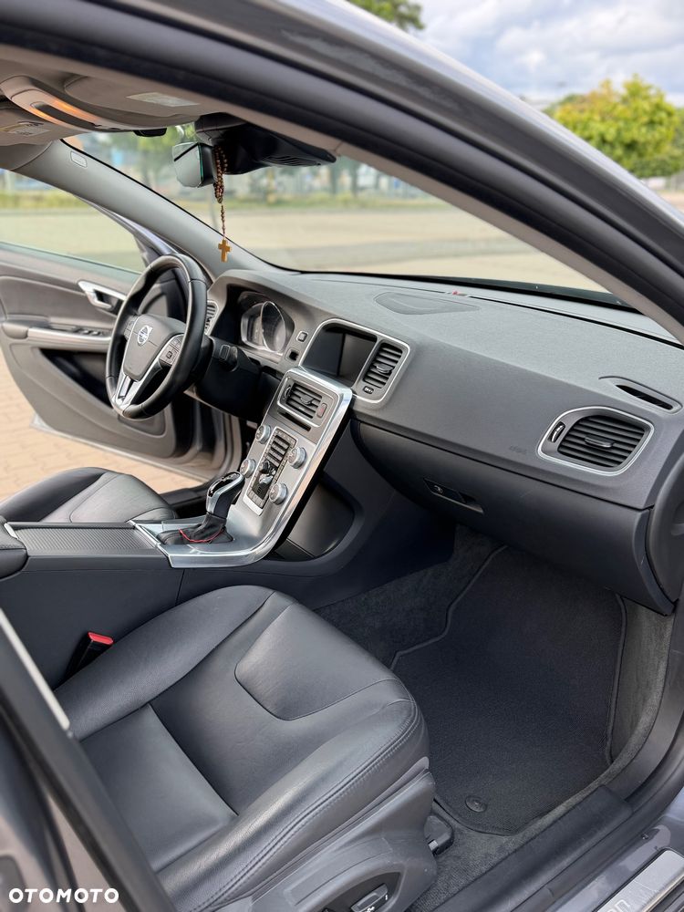 Volvo S60 T5 Geartronic Momentum - 13