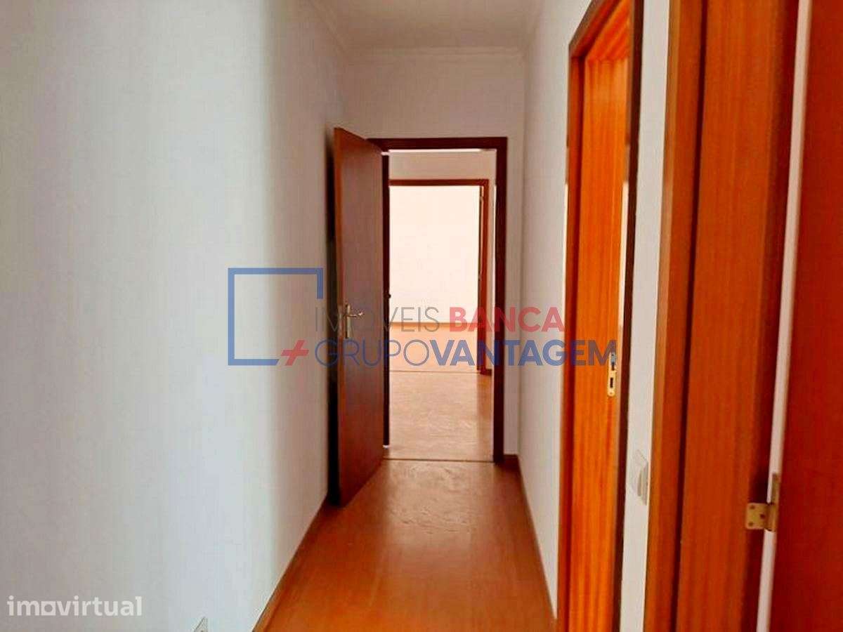 Apartamento T2 no Alto do Seixalinho  Barreiro - Grande imagem: 3/30