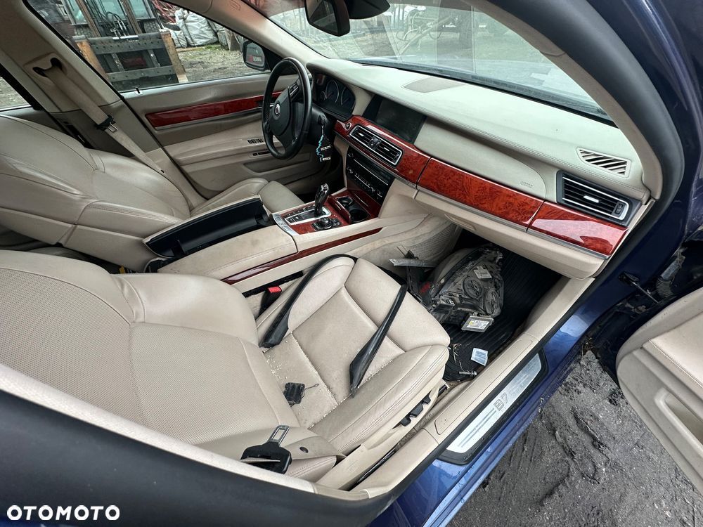 BMW-ALPINA B7 Bi-Turbo Switch-Tronic - 14