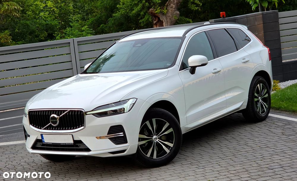 Volvo XC 60 B4 B Momentum Pro - 2