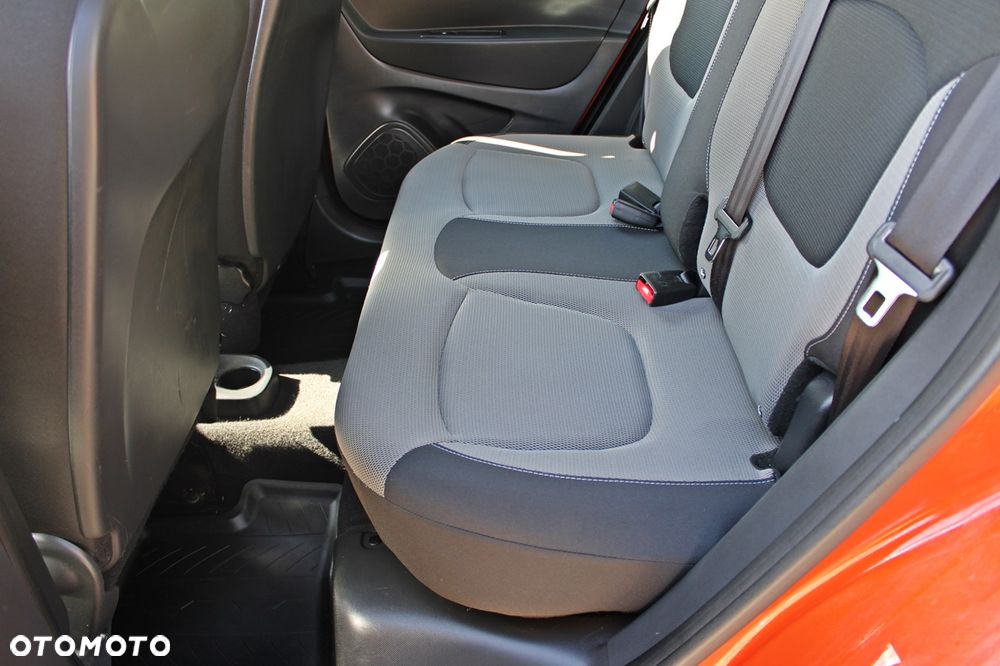 Renault Captur 1.2 TCe Intens EDC - 28