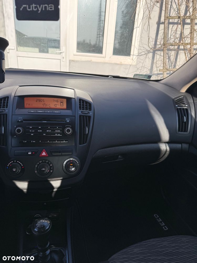 Kia Ceed 1.6 Crdi Comfort - 19