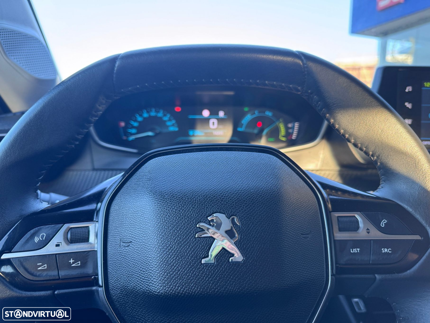 Peugeot e-208 Active - 15